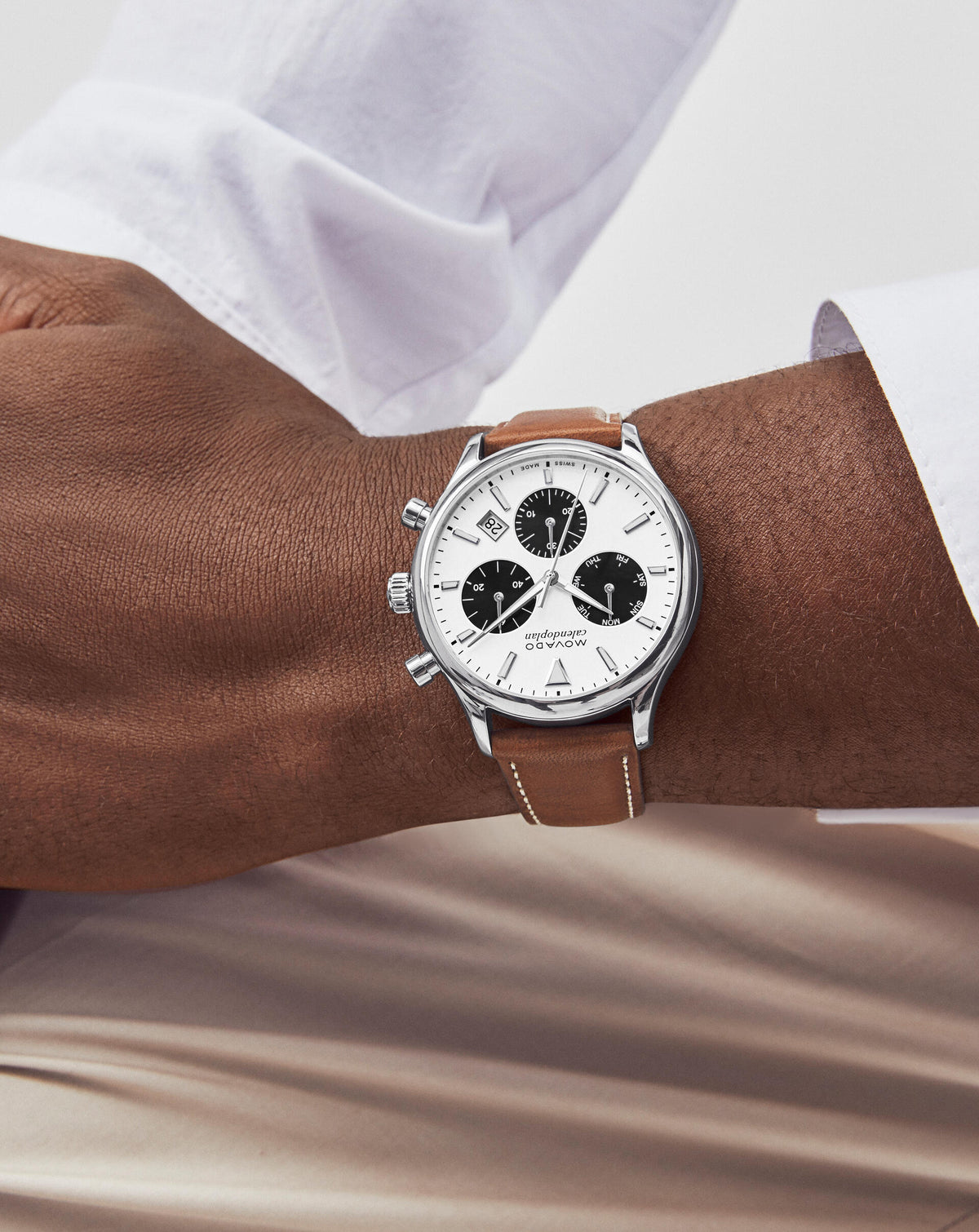 Movado Heritage Calendoplan Chronograph 3650147 — detail view
