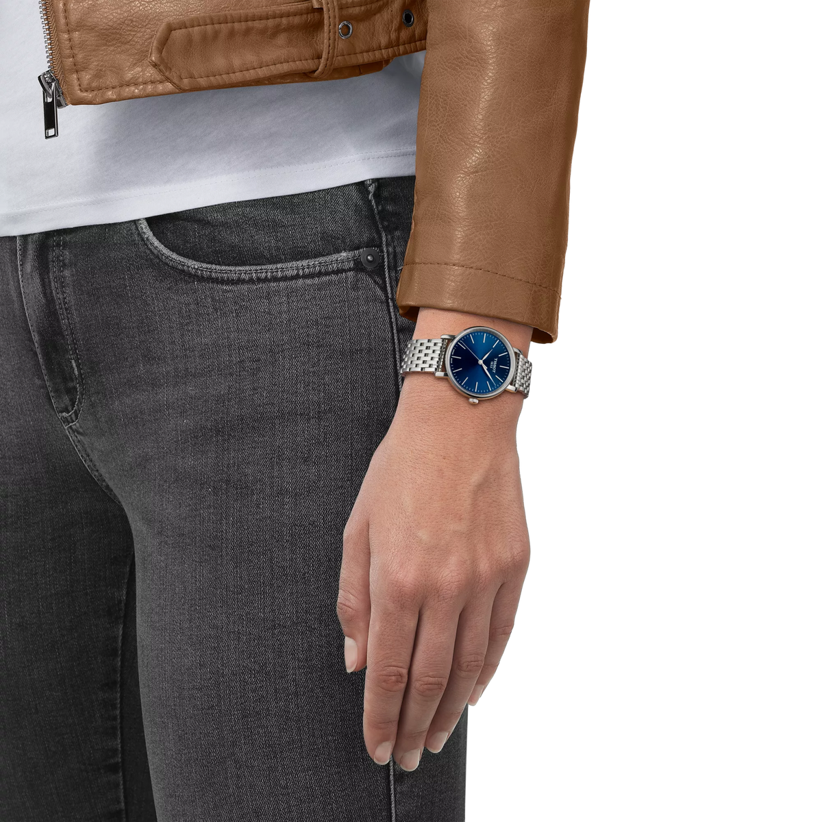 Tissot Everytime 34mm T143.210.11.041.00 — detail view