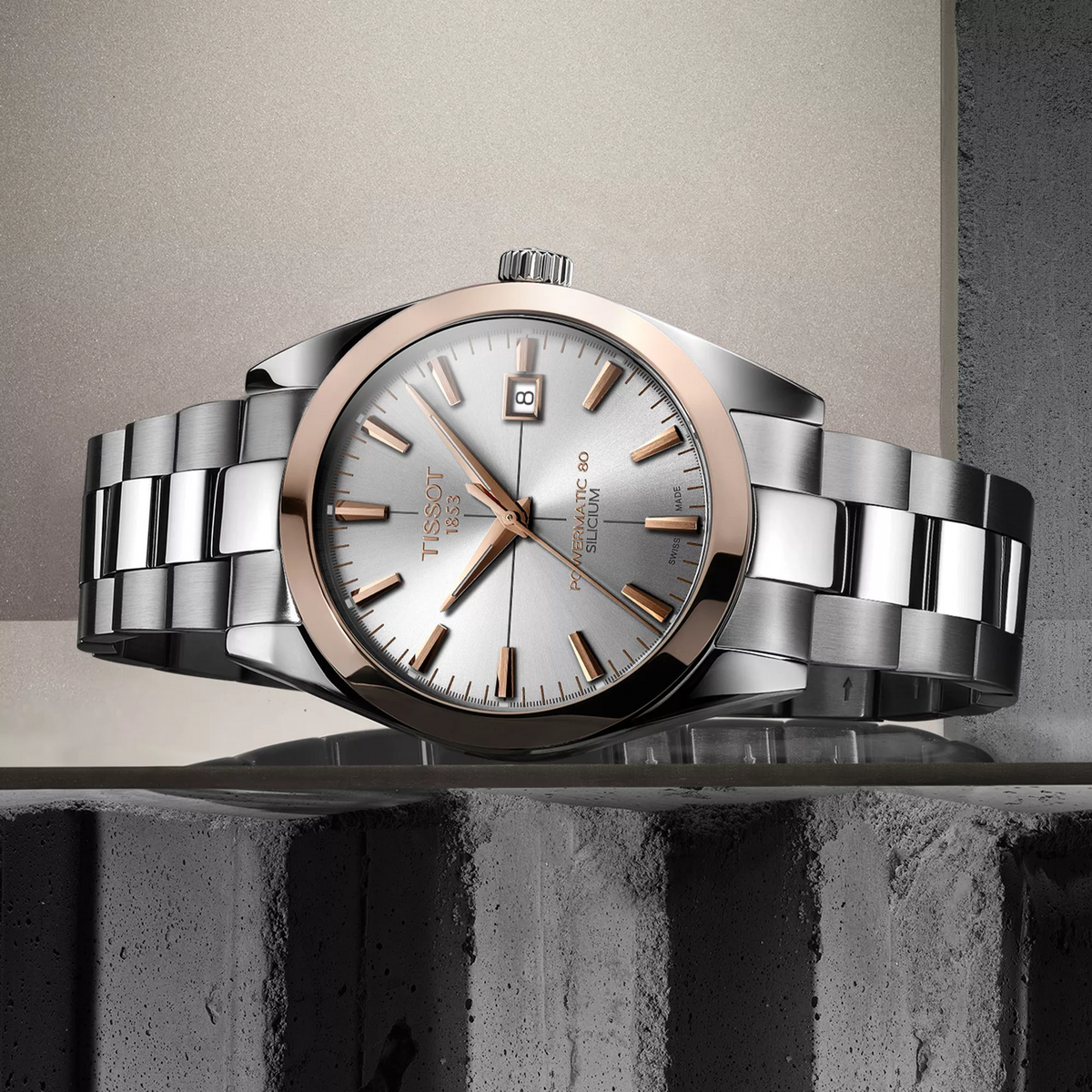 Tissot Gentleman Gold bezel 40mm T927.407.41.031.00 — detail view