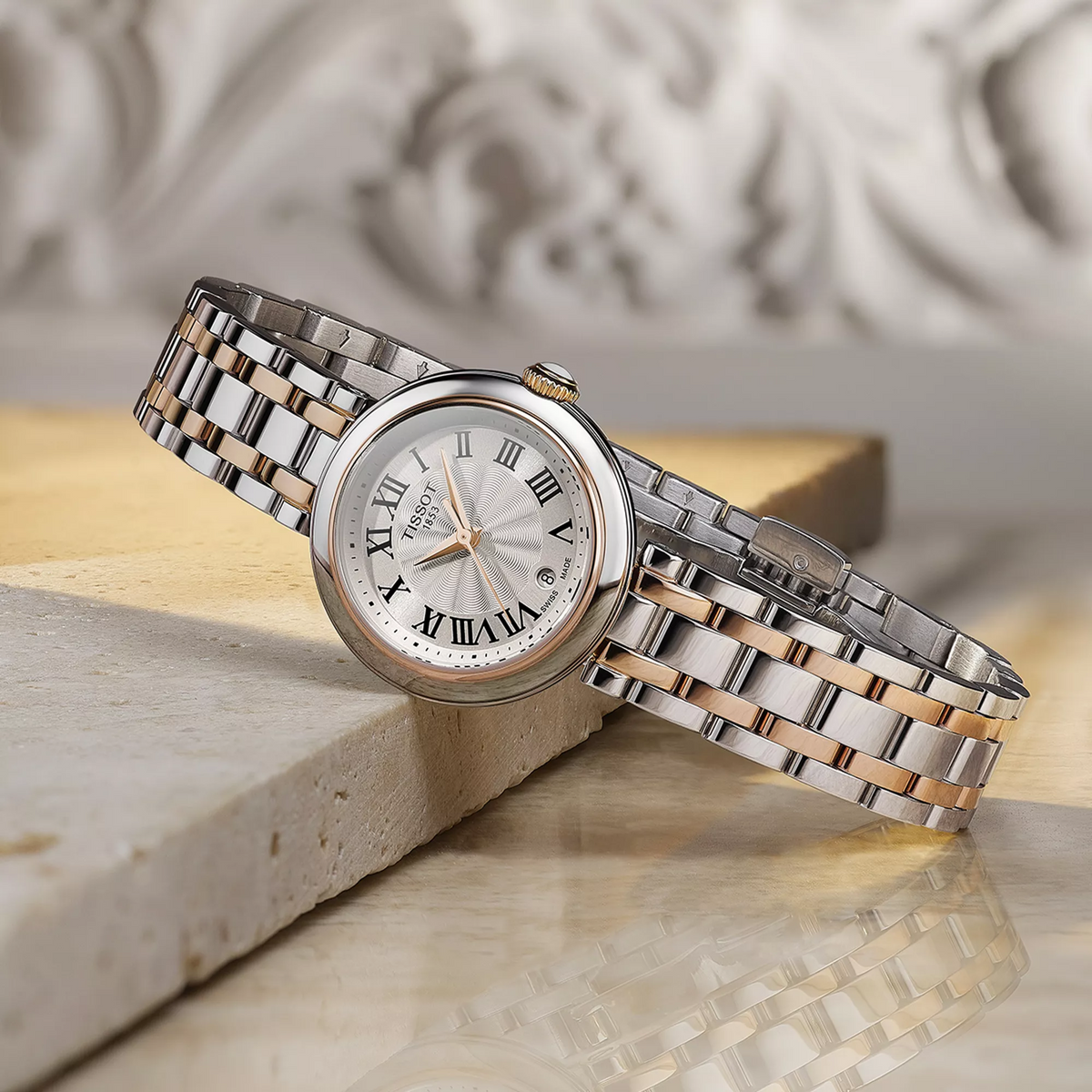 Tissot Bellissima 26mm T126.010.22.013.01 — detail view