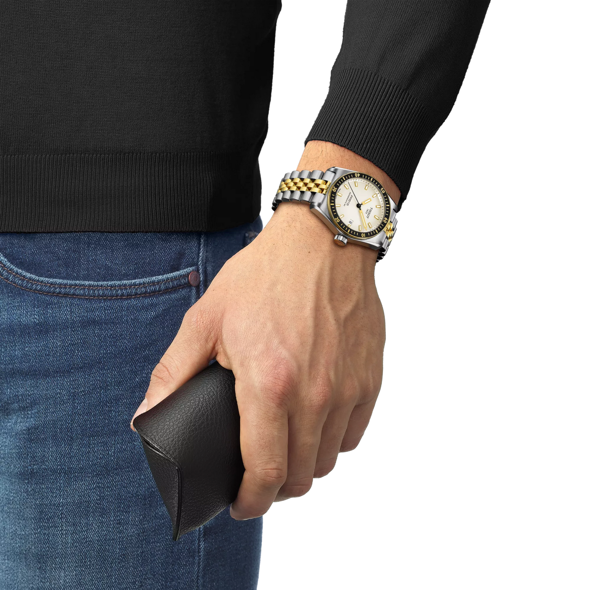 Tissot PR516 38mm T149.407.22.011.00 — detail view
