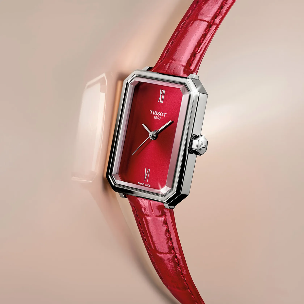 Tissot SRV 30mm T160.110.16.423.00 — detail view