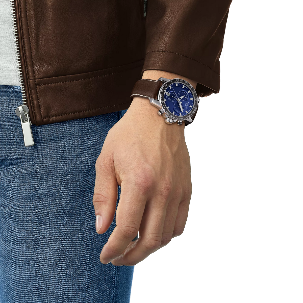Tissot Supersport Chrono 45.5mm T125.617.16.041.00 — detail view