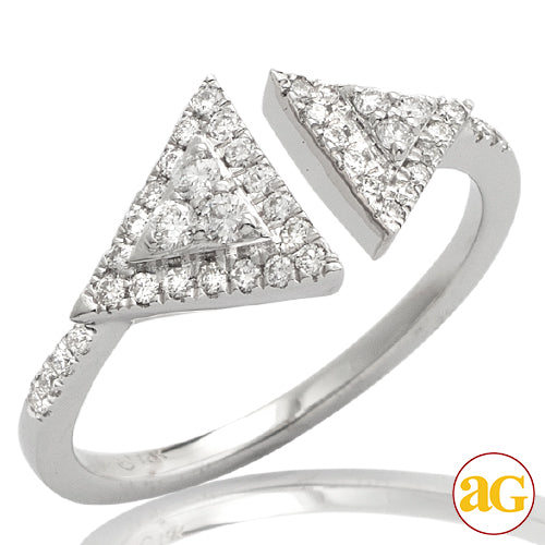 14KW 0.35CTW DIAMOND TRIANGLE SHAPED TWO STONE RIN
