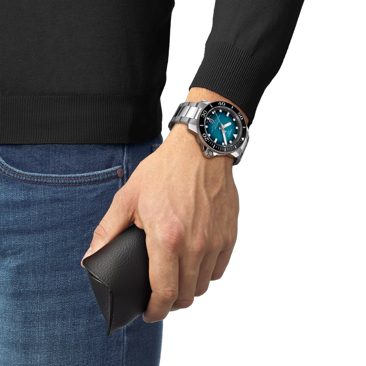 Tissot Seastar 2000 46mm T120.607.11.041.00 — detail view