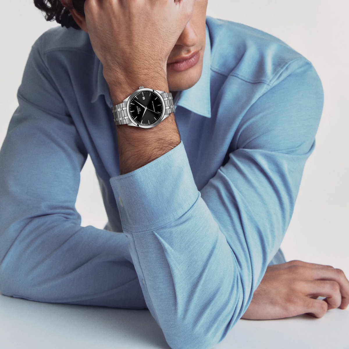 Tissot Classic Dream 40mm T158.407.11.051.00 — detail view