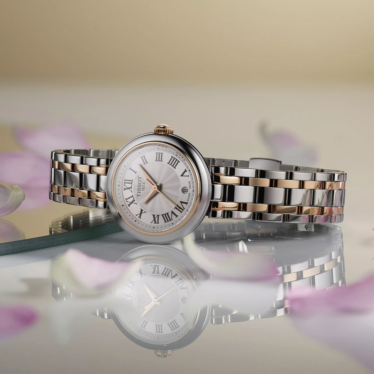 Tissot Bellissima 26mm T126.010.22.013.01 — detail view