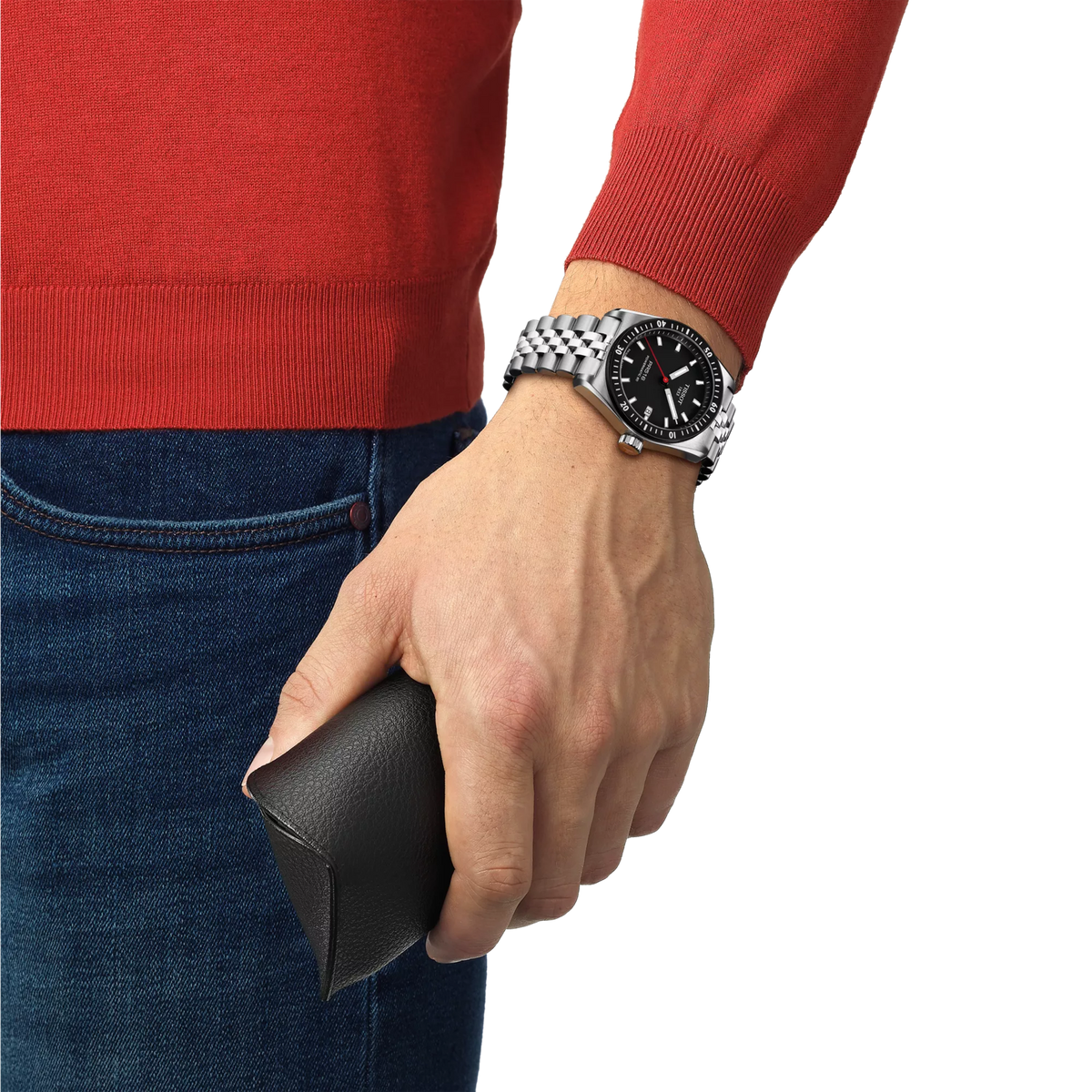 Tissot PR516 38mm T149.407.11.051.00 — detail view