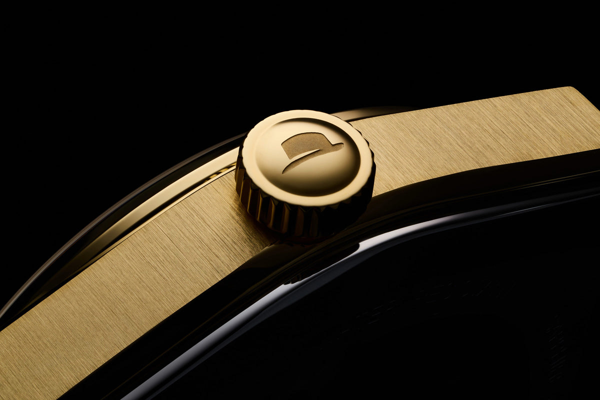 Bulova 97B243 — crown detail